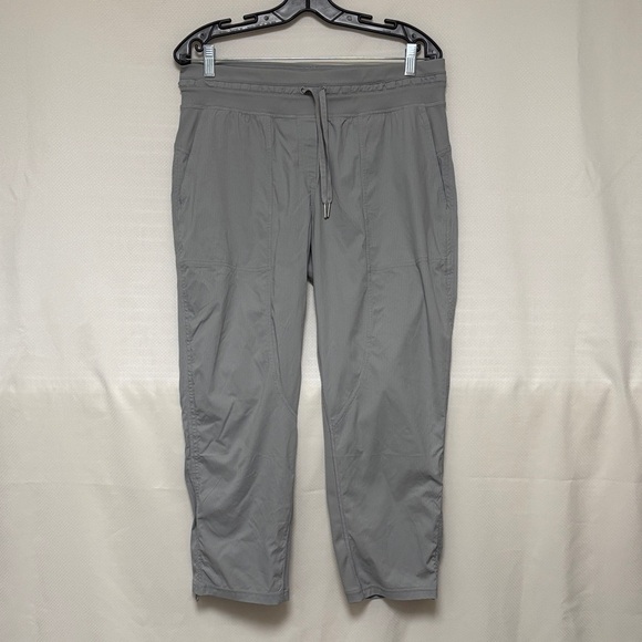 Lululemon Dance Studio Crop 25” - Picture 2 of 8